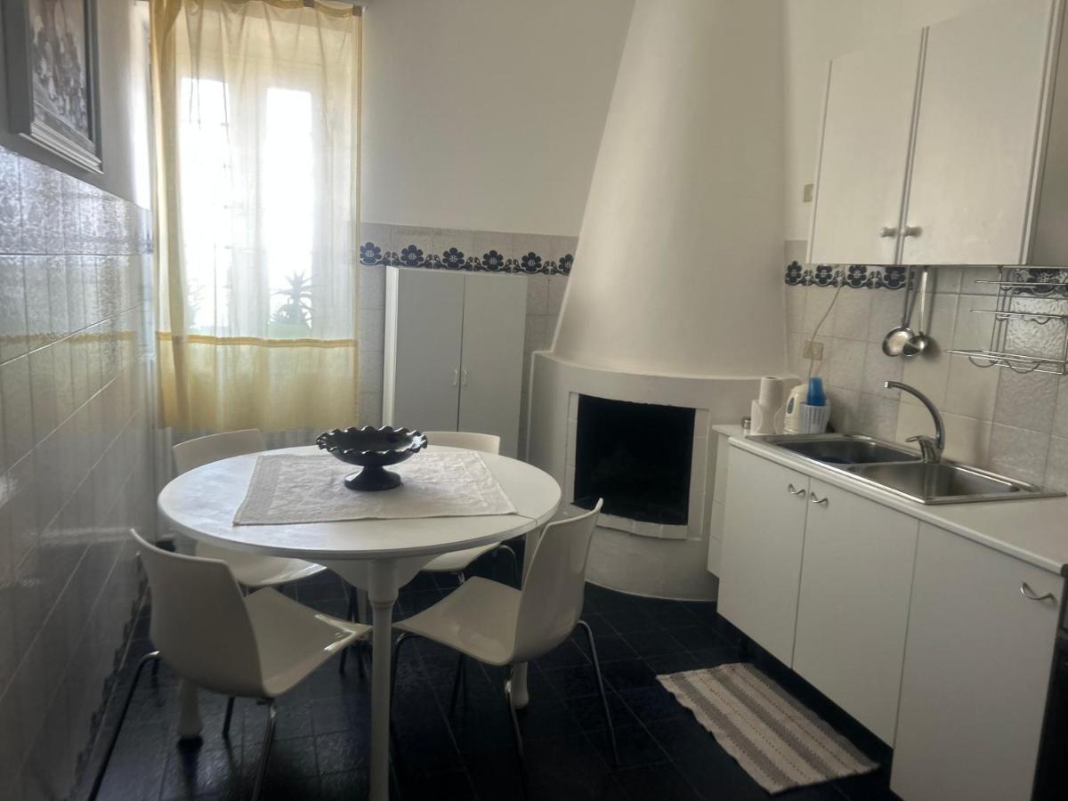 فيلا Casa Con Finestra Che Vede Il Mare فاسانو المظهر الخارجي الصورة